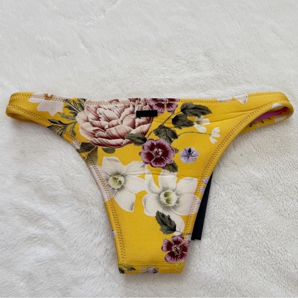 Triangl Delilah Fiore-Gallo Yellow Floral Bikini Bottoms Size Small - Picture 5 of 5